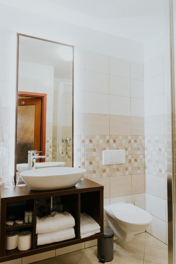 Wellness Hotel Liberecka Vysina מראה חיצוני תמונה