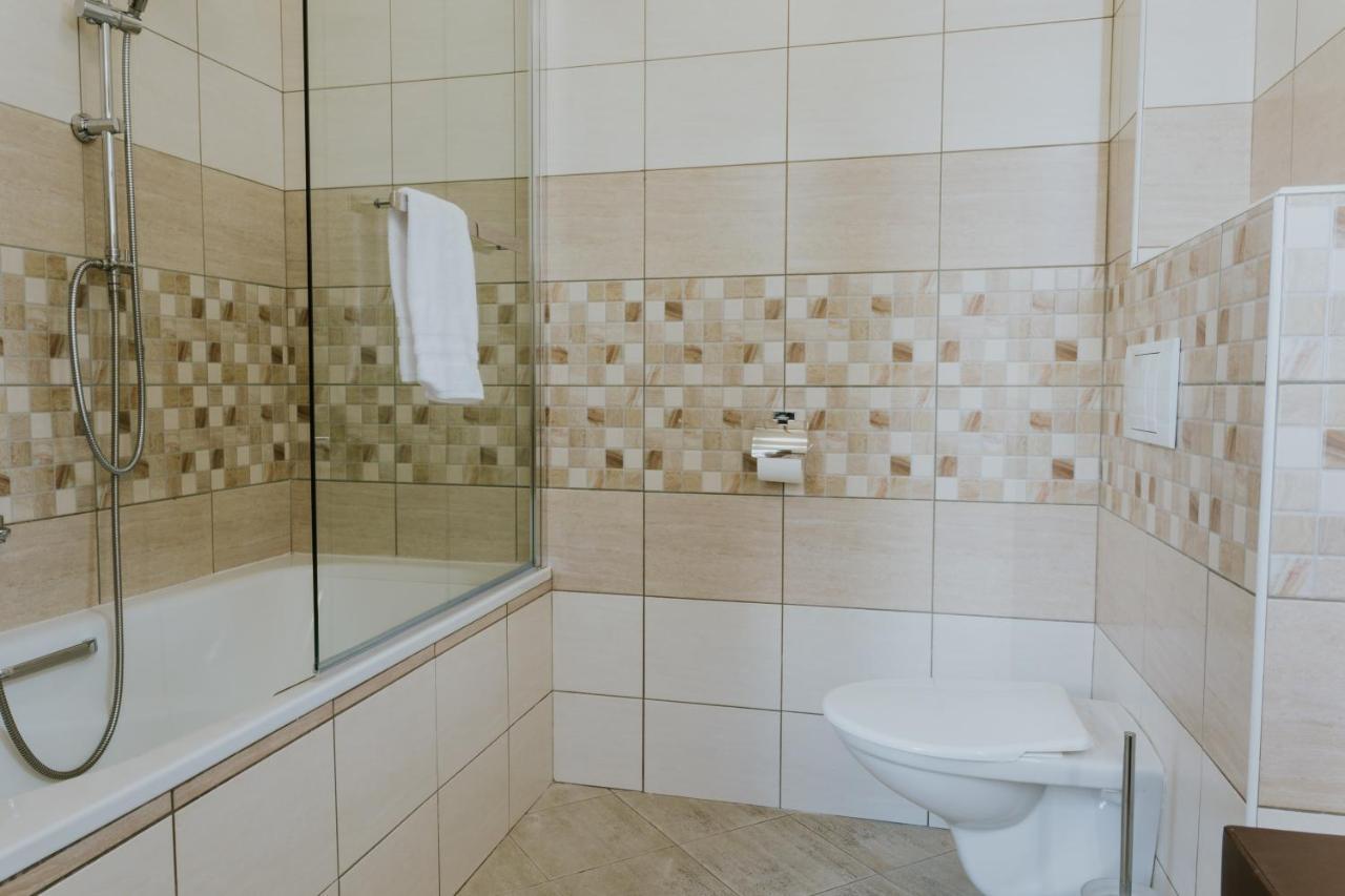 Wellness Hotel Liberecka Vysina מראה חיצוני תמונה